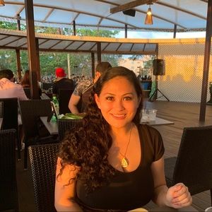 Meet your Posher, Nikkita